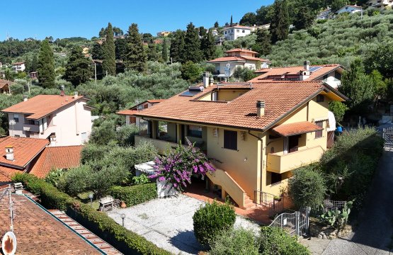 For sale Villa Mountain Massarosa Toscana